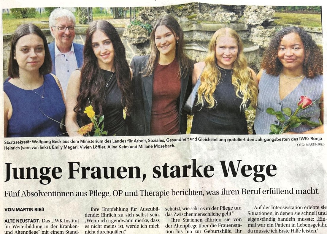 Artikel in der Volksstimme -Jahrgangsbesten des IWK Magdeburg